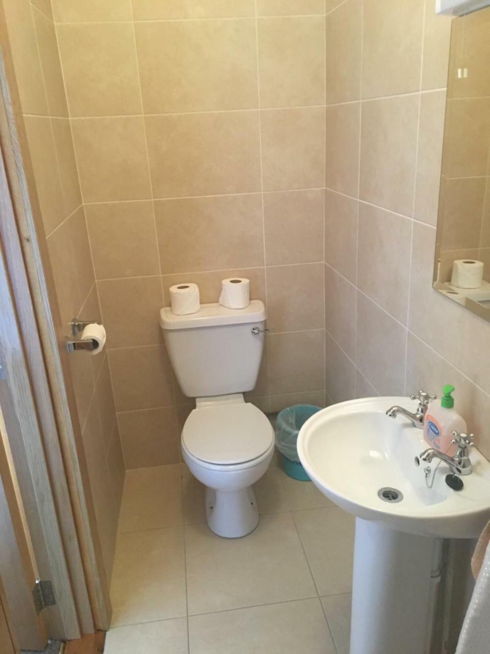 Dalys Accommodation Kilkenny Esterno foto